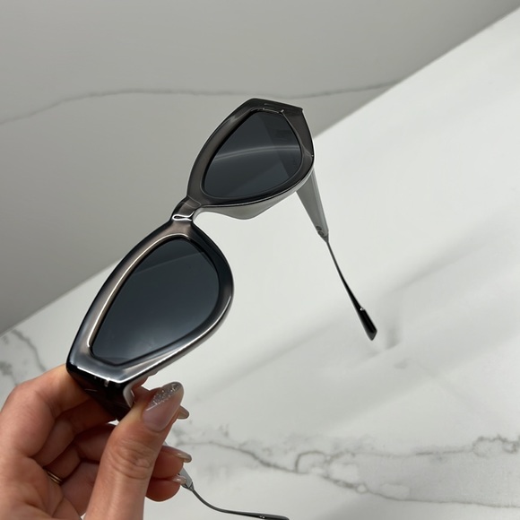 grey dior sunglasses - Picture 3 of 4